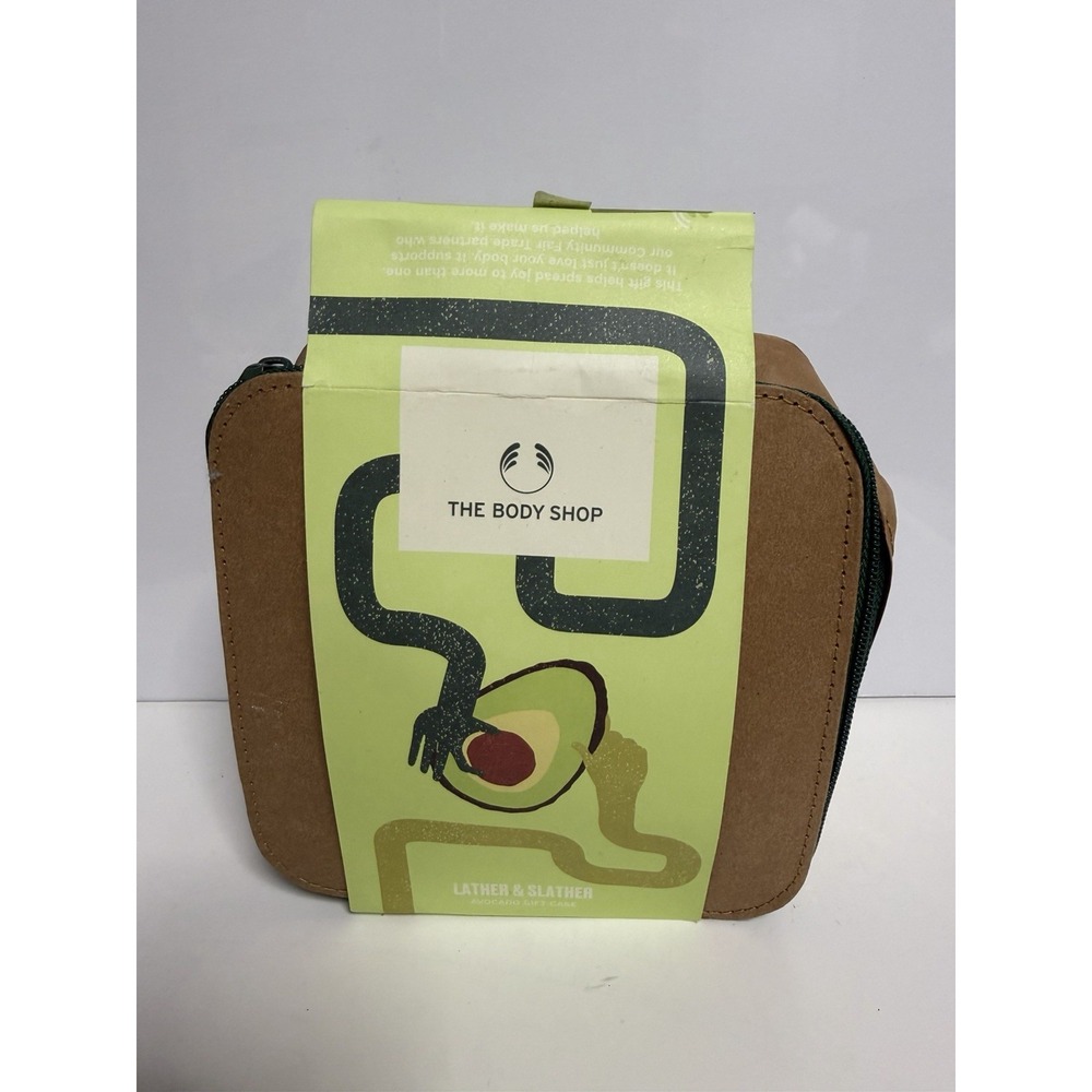 The Body Shop Gift Case Set Lather & Slather Avocado Gift Care Set K-1